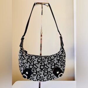 DYKN small shoulder bag